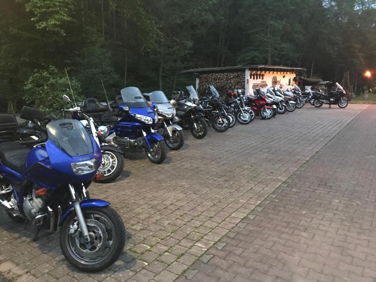 Hotel Huettenmuehle Hillscheid מראה חיצוני תמונה